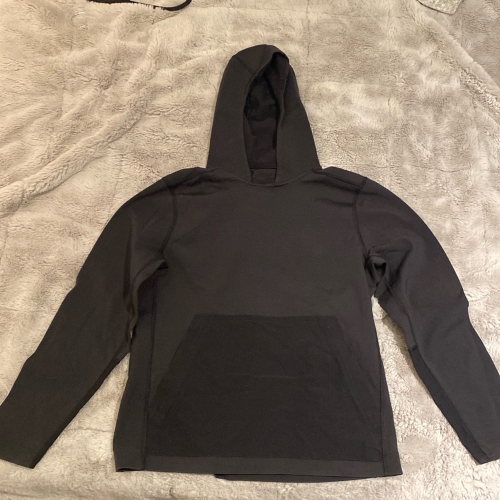 Men’s Lululemon Hoodie